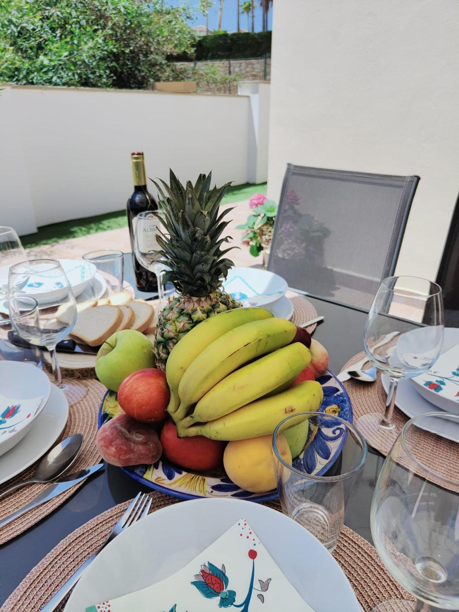 Happy Holidays Малага Екстер'єр фото